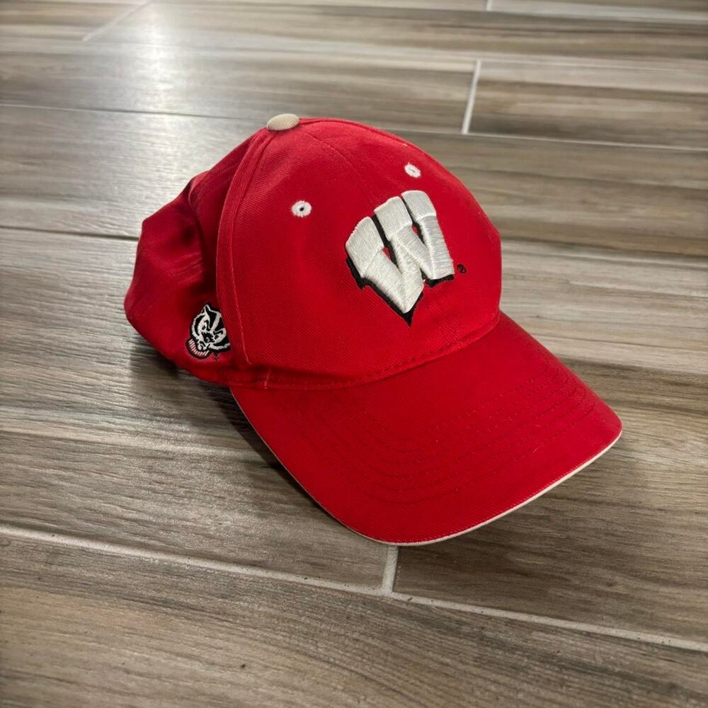 Red Wisconsin Badgers Baseball Cap